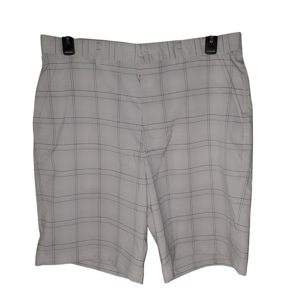 Kirkland Activewear SHORTS Sport Performance Wear (36x9.5) White Blue Gray Plaid